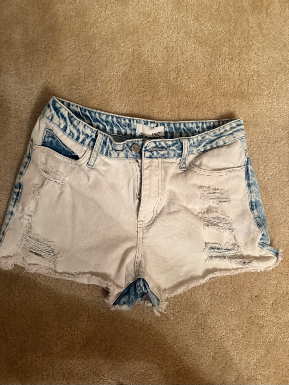 Vervet by Flying Monkey Two-Tone Distressed Denim Shorts in White & Blue